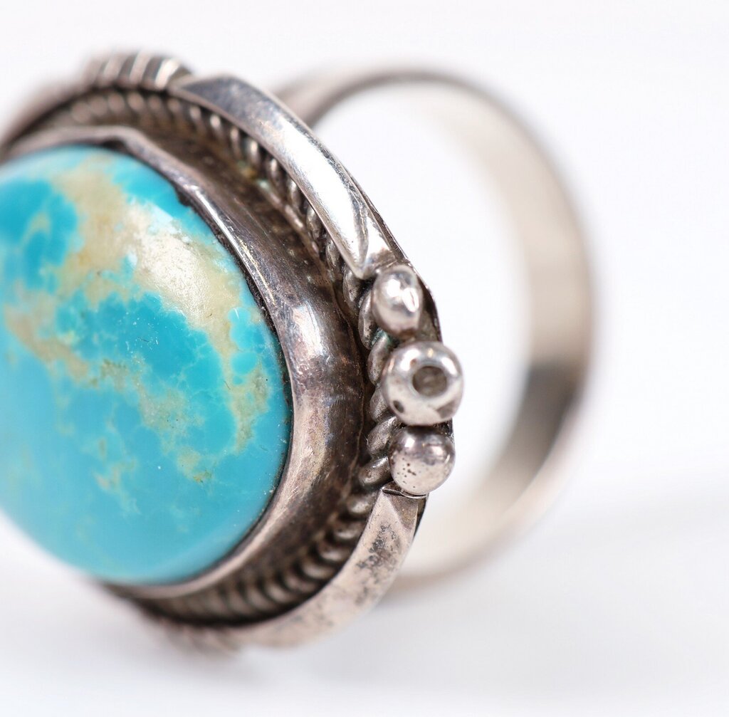 Sterling and Turquoise Ring (8.25)
