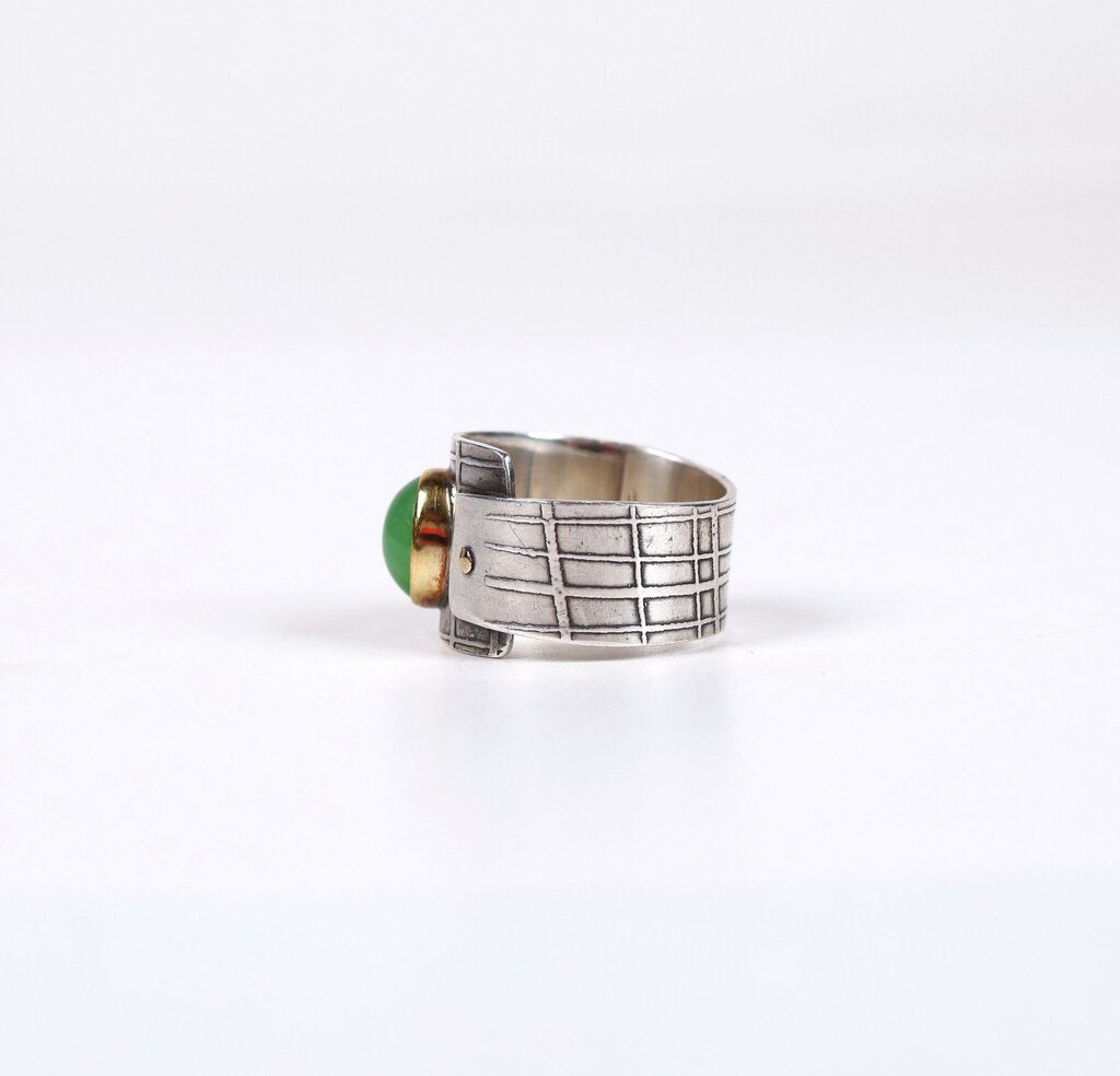 Silver and Green Onyx Bypass Ring (6.5)