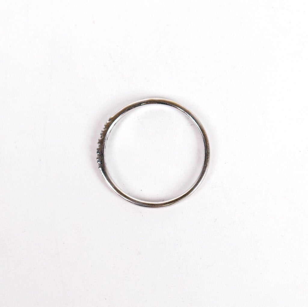 14K Gold and Diamond Ring (4.75)
