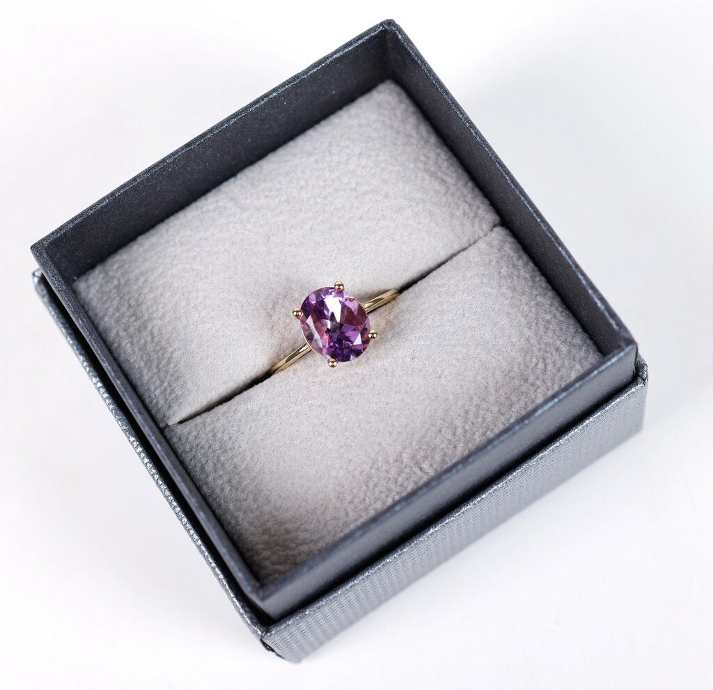 14K and Amethyst Ring (7.5)