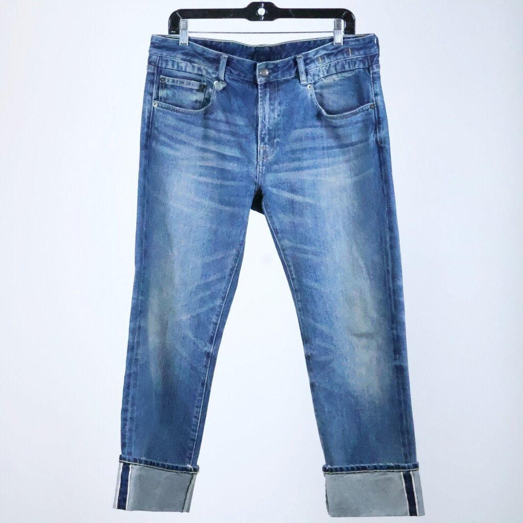 Medium Wash Cuffed Jeans (31)
