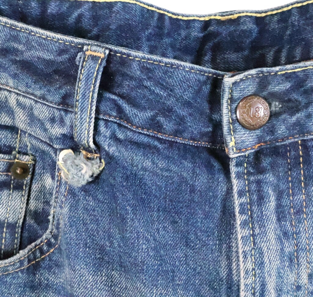 Medium Wash Cuffed Jeans (31)