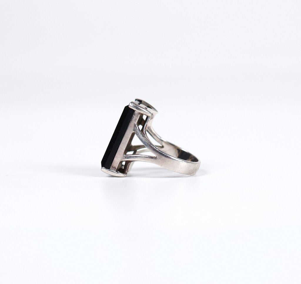 Sterling and Onyx Ring (7)