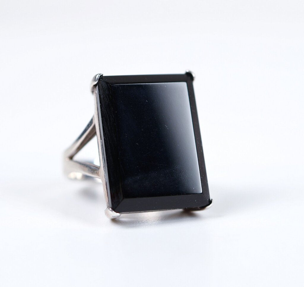 Sterling and Onyx Ring (7)