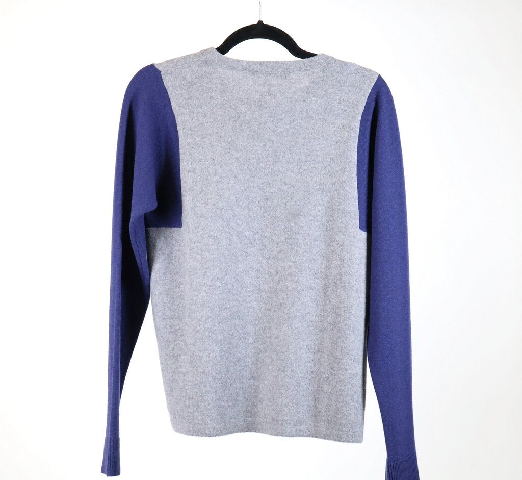 Grey and Blue Crewneck Sweater (6)