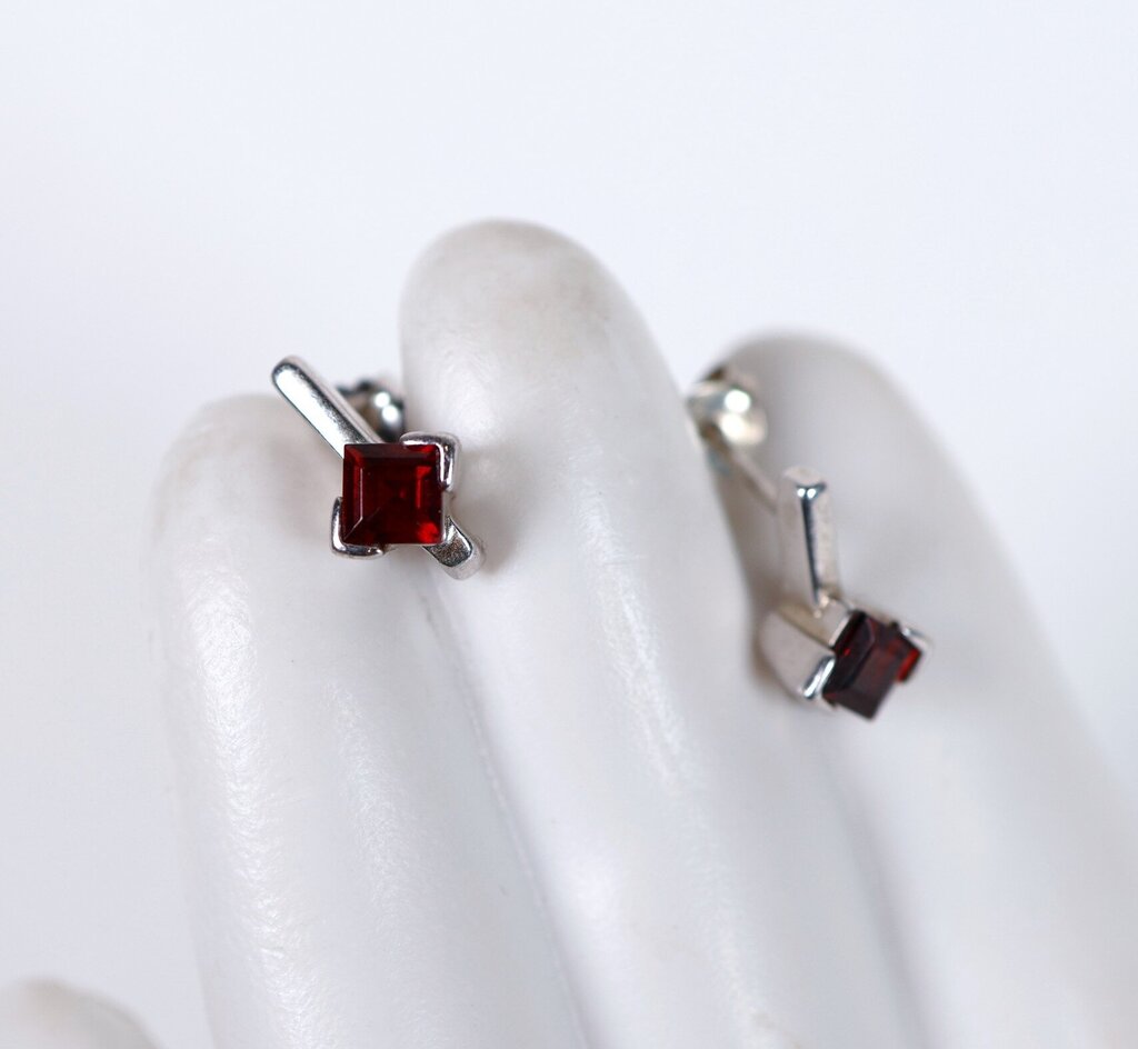 Sterling and Garnet 'Quasar' Earrings