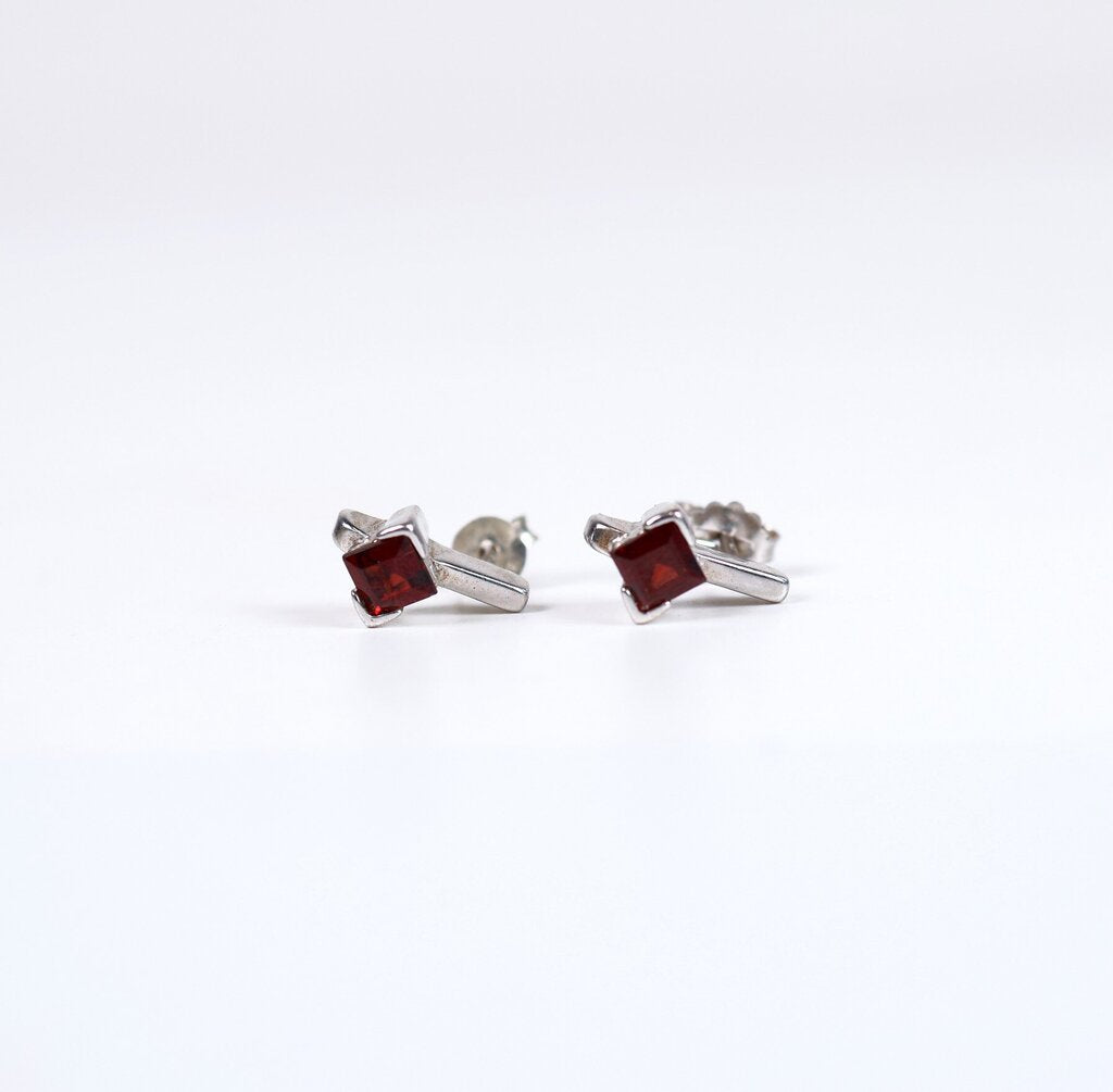 Sterling and Garnet 'Quasar' Earrings