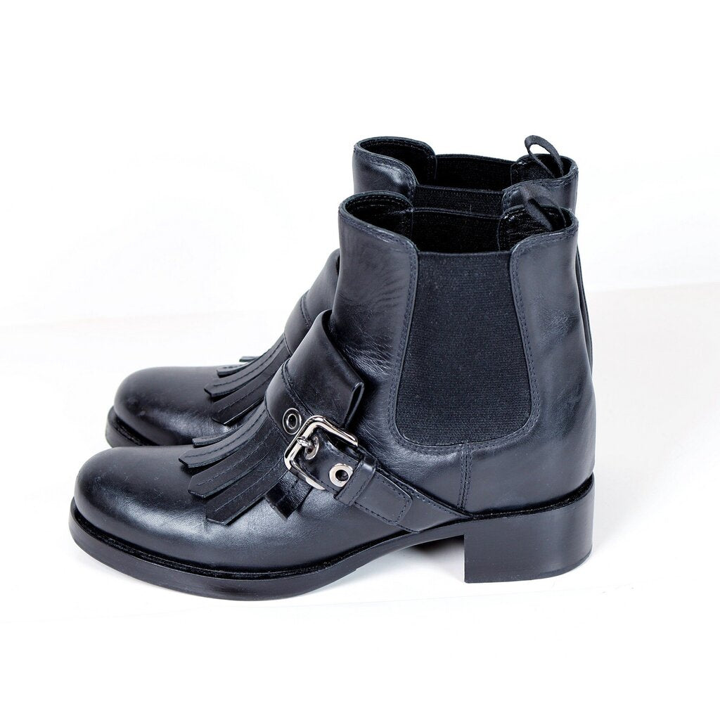 Black Leather Fringe and Buckle Ankle Boot (5.5)