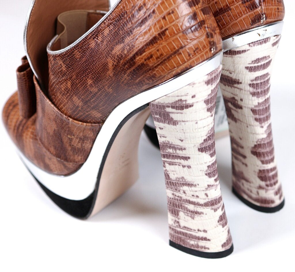 Stamped Snakeskin Leather Bow Platform Bootie (39/9)