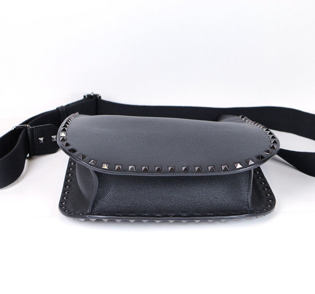 "Rockstud Grainy Leather Hobo Bag"