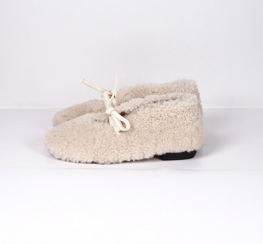 White Shearling Shoe (6)