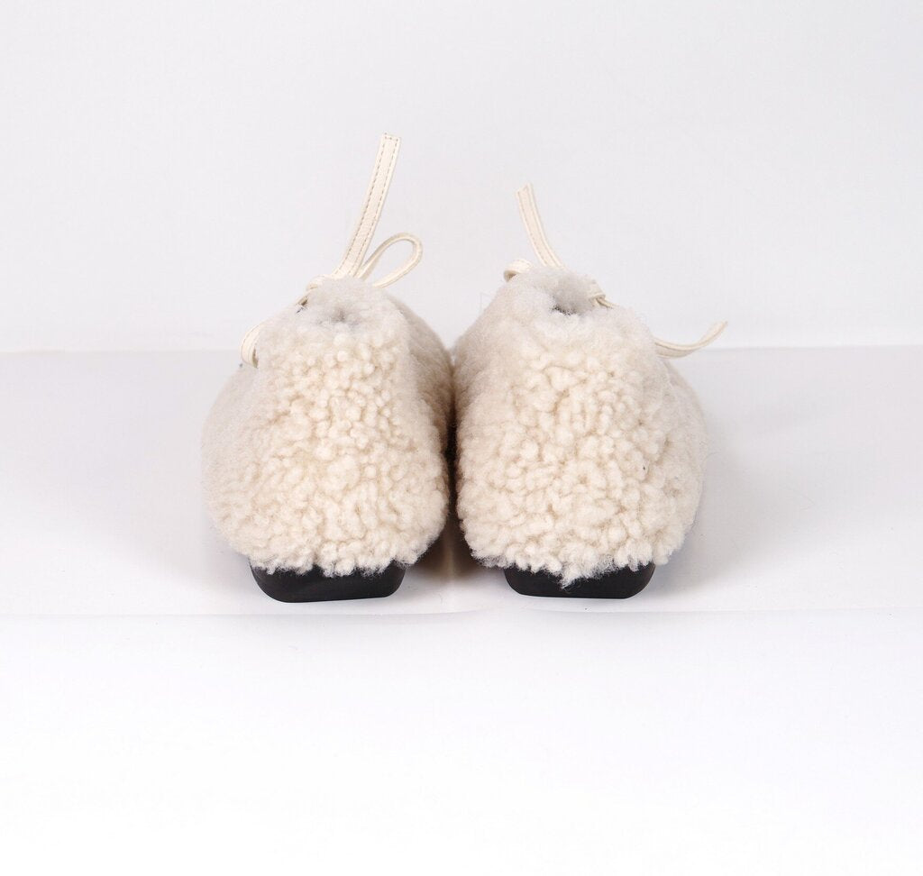 White Shearling Shoe (6)