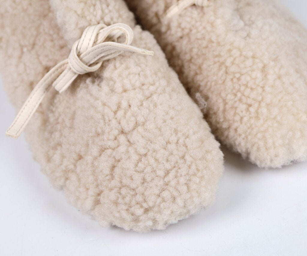 White Shearling Shoe (6)