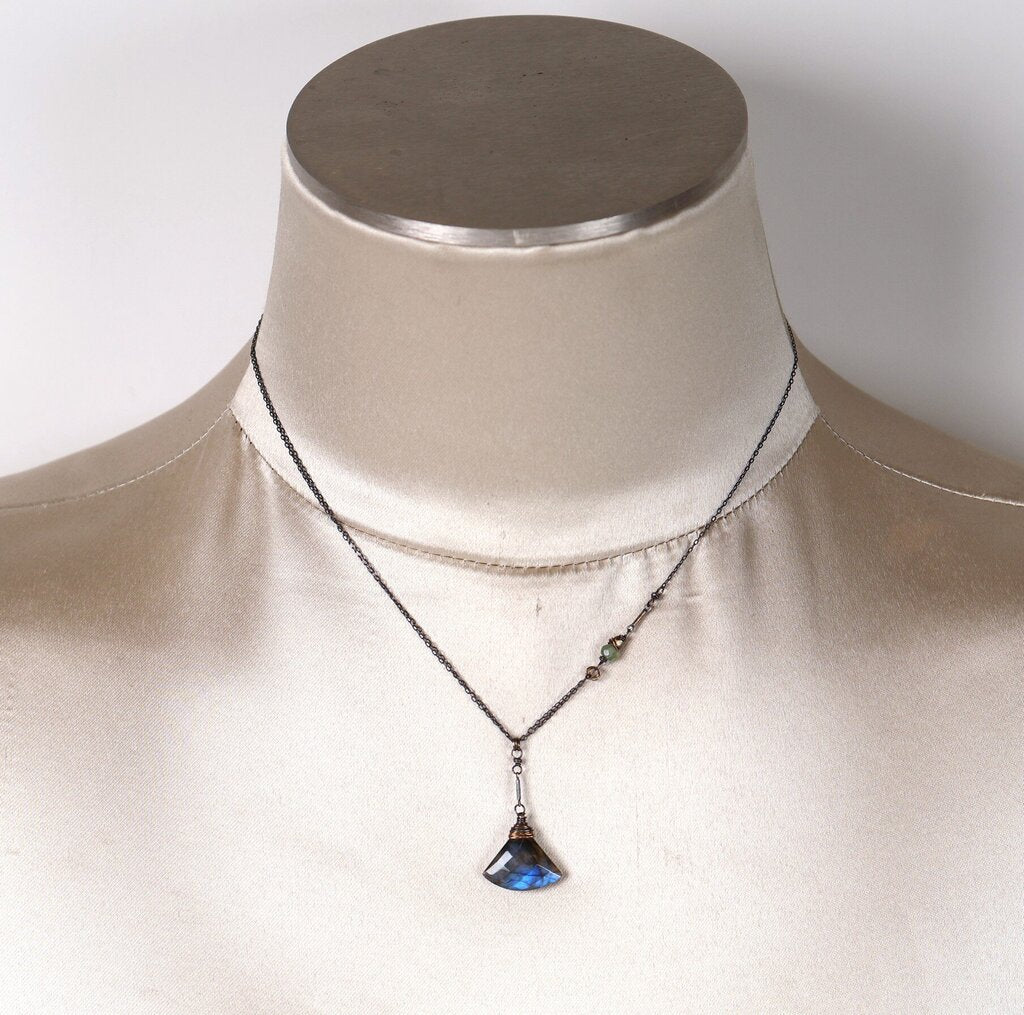 'Luna' Labradorite Necklace