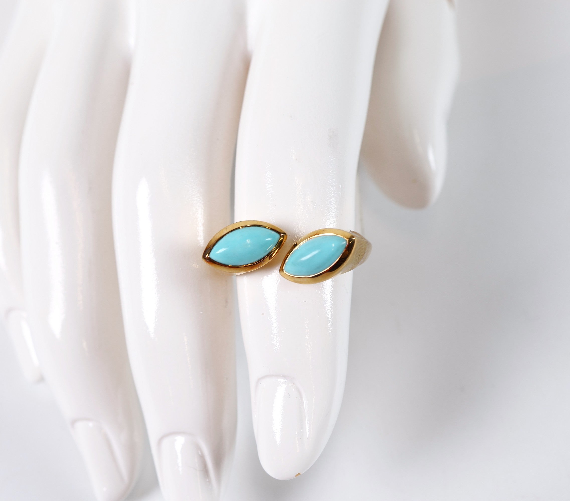 18K and Turquoise Prisma Bypass Ring (7)